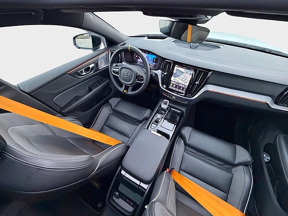 Volvo V60 26 of 30