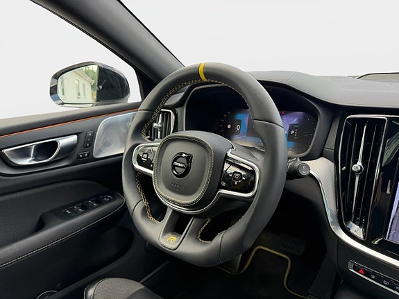 Volvo V60 5 of 30