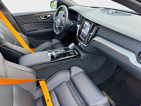 Volvo V60 27 of 30