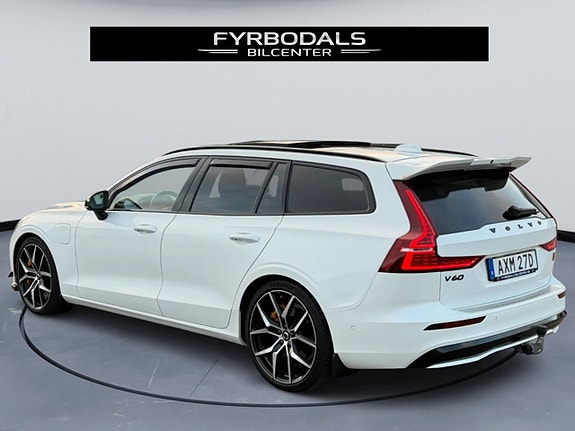 Volvo V60 7 of 30