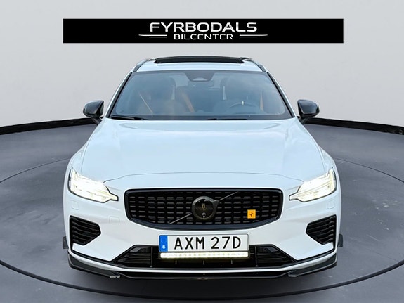 Volvo V60 14 of 30
