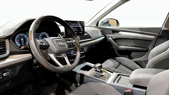 Audi Q5 8 of 22