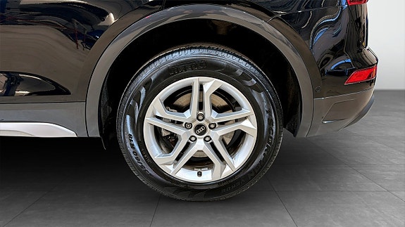 Audi Q5 6 of 22