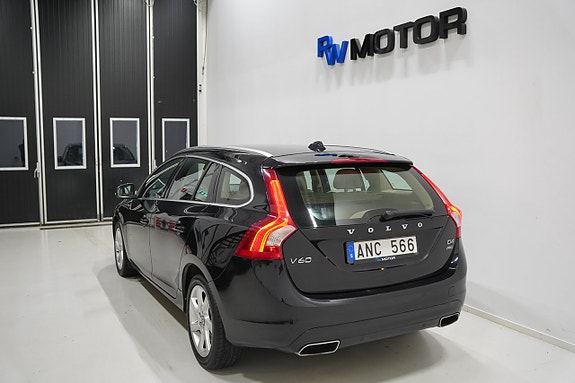 Volvo V60 4 of 20