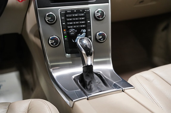Volvo V60 14 of 20