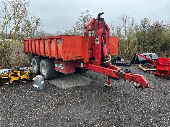 Bigab 12-15 lastväxlarvagn tre flak