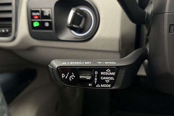 Porsche Cayenne S 16 of 30
