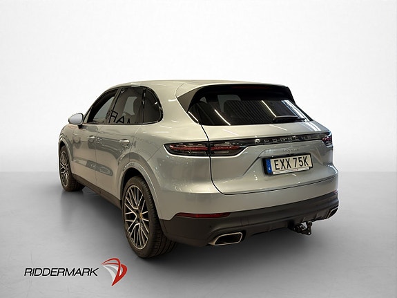 Porsche Cayenne S 4 of 5