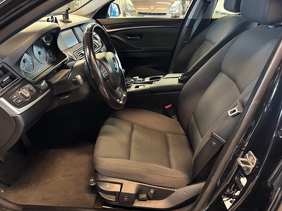 BMW 520 8 of 17