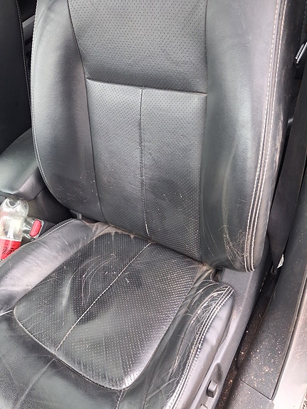 Nissan X-Trail 3 of 5