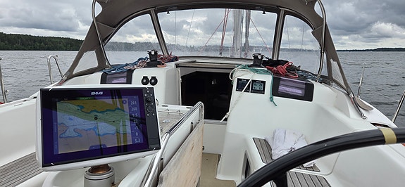 Jeanneau Sun Odyssey 409 Performance 2 of 20