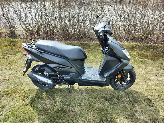 SYM Orbit 3 2 of 4