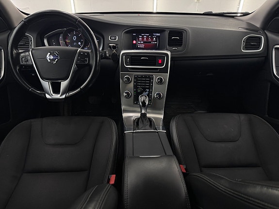 Volvo V60 9 of 22