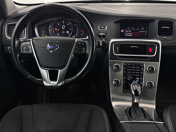 Volvo V60 10 of 22
