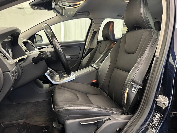 Volvo V60 7 of 22