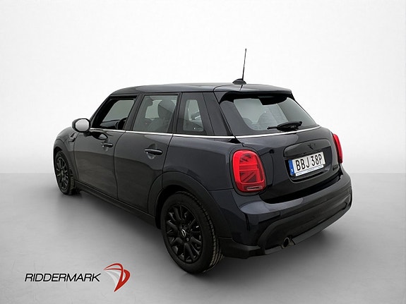 MINI Cooper 4 of 5
