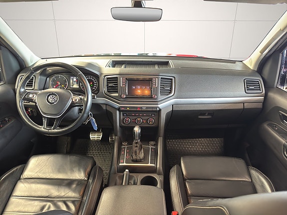 Volkswagen Amarok 13 of 24