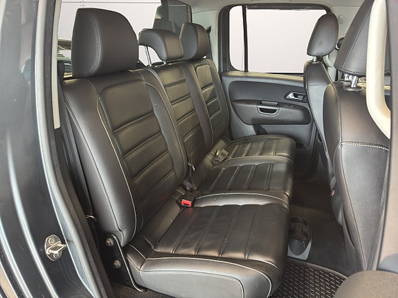 Volkswagen Amarok 12 of 24