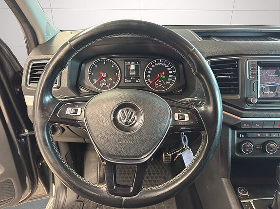 Volkswagen Amarok 16 of 24