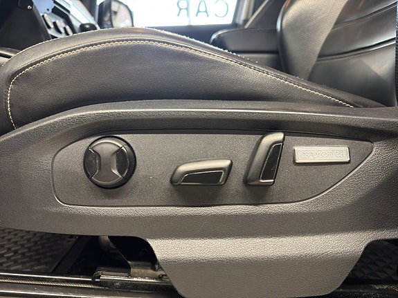 Volkswagen Amarok 24 of 24