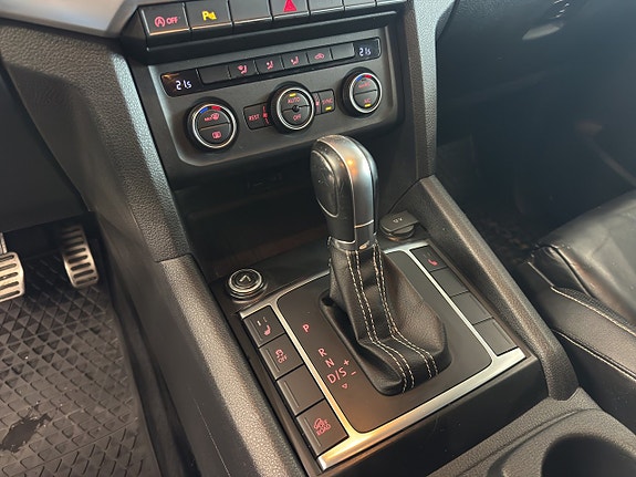 Volkswagen Amarok 20 of 24