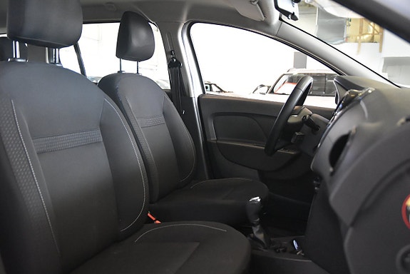 Dacia Logan 10 of 15
