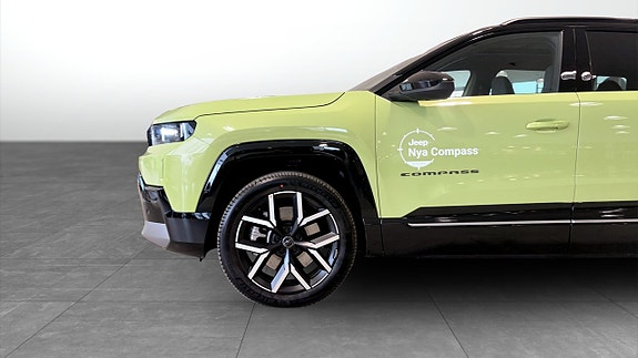 Jeep Compass 9 of 10