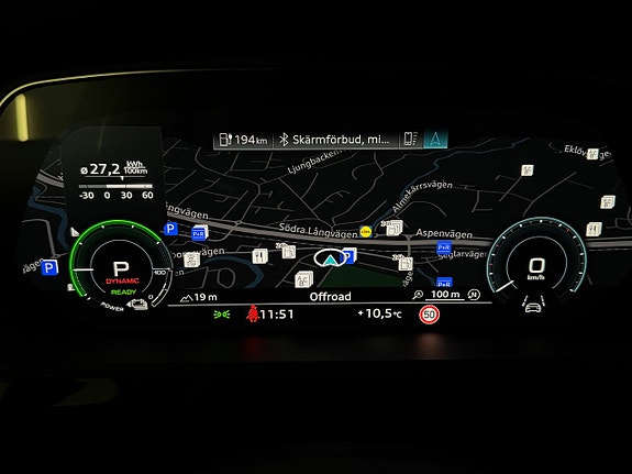 Audi e-tron 16 of 23