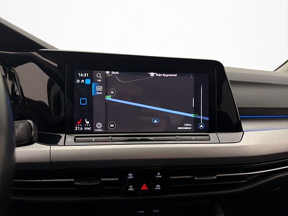 Volkswagen Golf Alltrack 17 of 28
