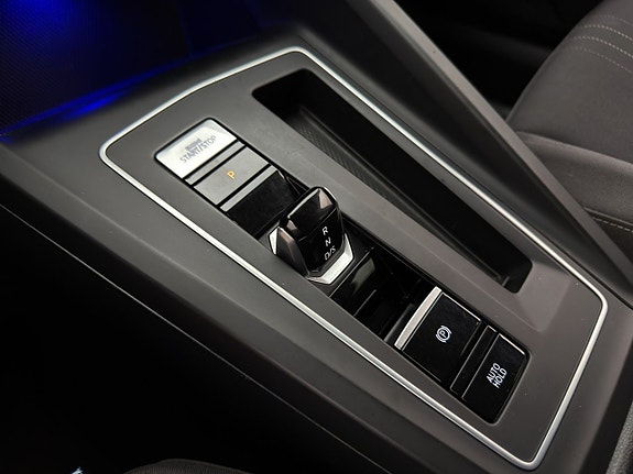 Volkswagen Golf Alltrack 12 of 28