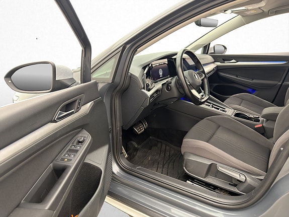 Volkswagen Golf Alltrack 9 of 28