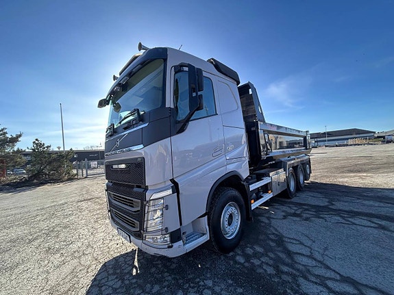 Volvo FH 540 8x4 Tippbil + 3-axligt tippkärra / ekipage