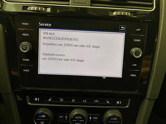 Volkswagen Golf VII 20 of 23