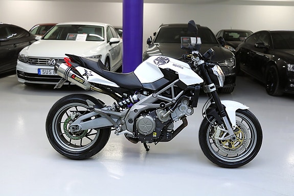 Aprilia Shiver 750 AKRAPOVIC V-TWIN
