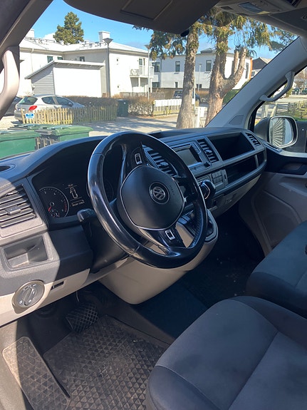 Volkswagen Transporter 6 of 8