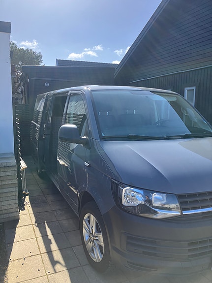 Volkswagen Transporter 4 of 8