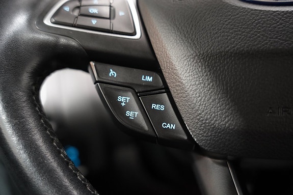 Ford Focus 13 of 21