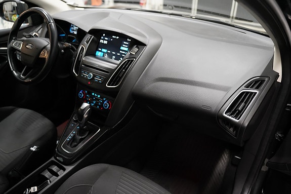 Ford Focus 8 of 21