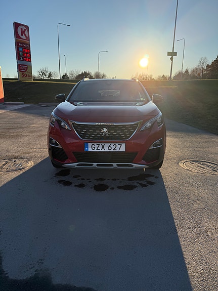 Peugeot 3008 3 of 5