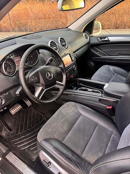 Mercedes-Benz ML280 5 of 15