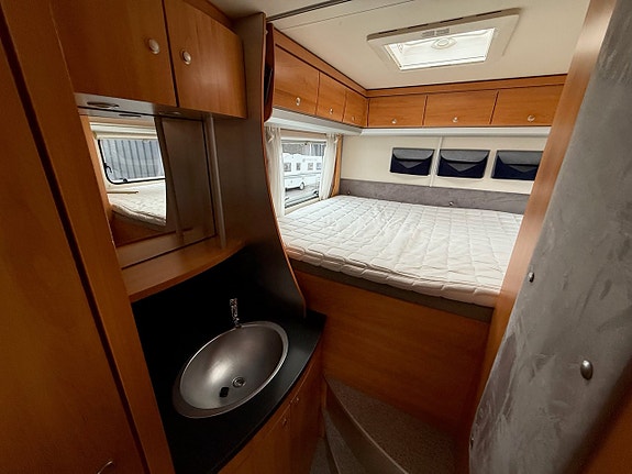 Weinsberg Meteor 790 * Stort garage * Dragkrok * Solceller * 8 of 9