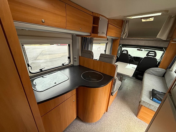 Weinsberg Meteor 790 * Stort garage * Dragkrok * Solceller * 5 of 5