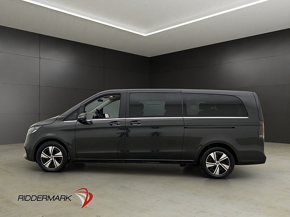 Mercedes-Benz V250 d 2 of 30