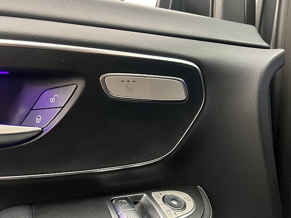 Mercedes-Benz V250 d 11 of 30