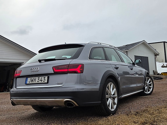 Audi A6 allroad 5 of 5