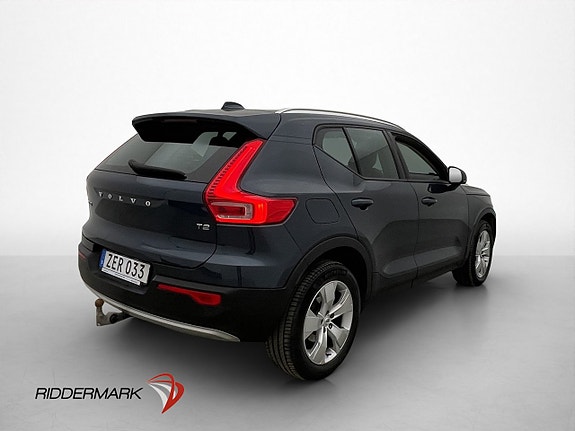 Volvo XC40 4 of 5
