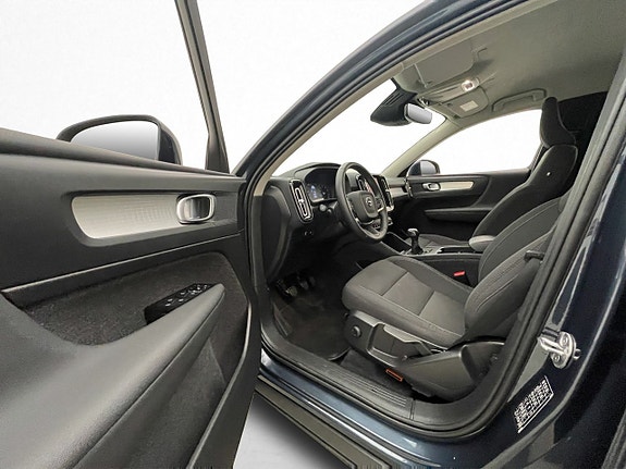 Volvo XC40 9 of 26