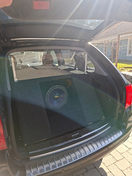 Porsche Cayenne S 5 of 5