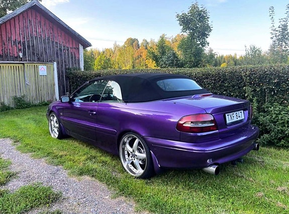Volvo C70 3 of 5