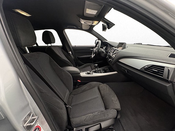 BMW 118i 21 of 28